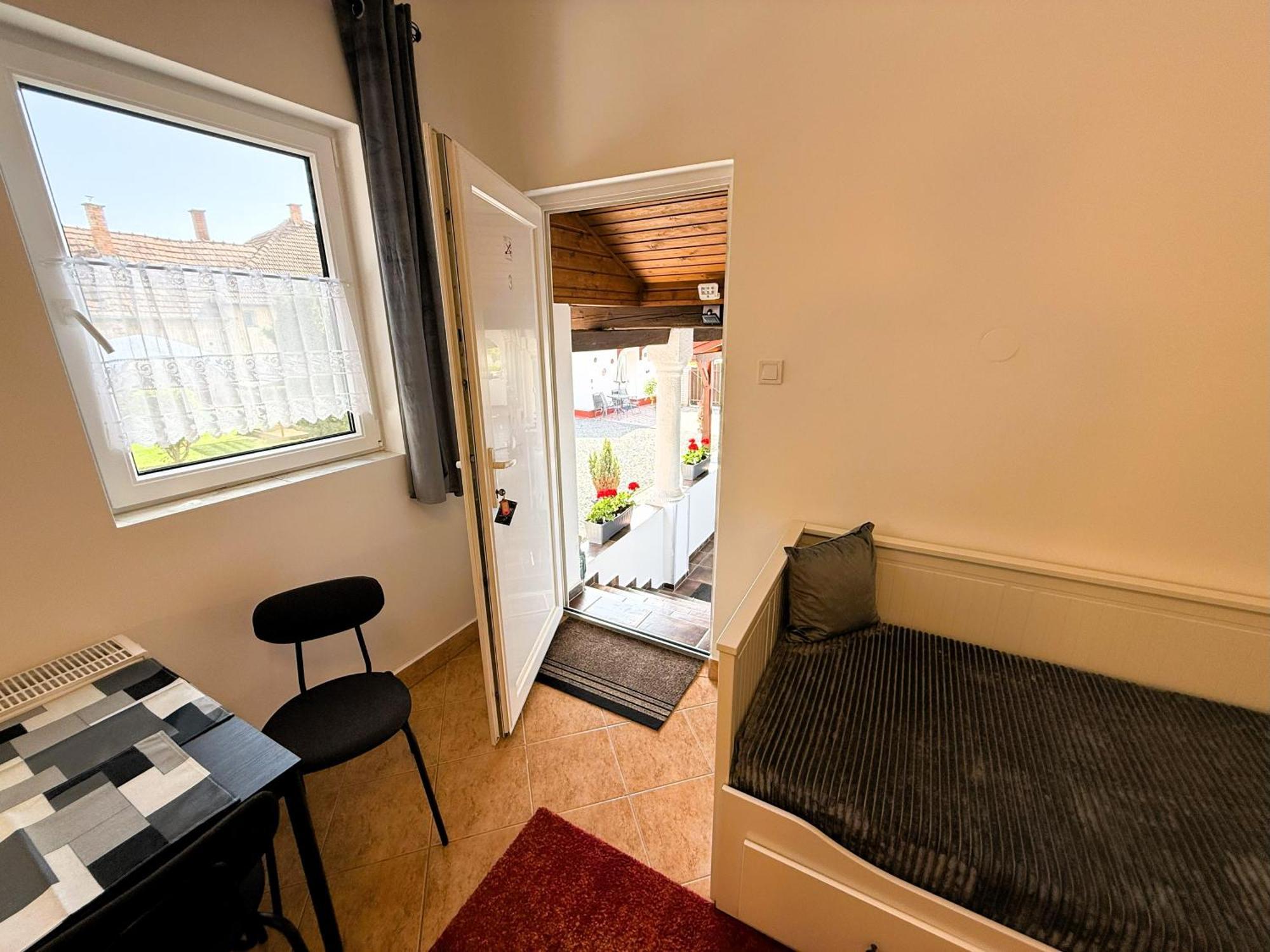 Harmony Vendeghaz Egerszalok Apartment Екстериор снимка